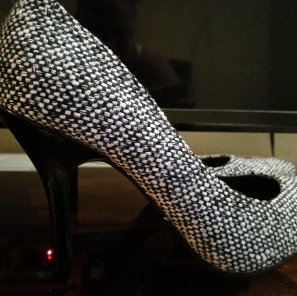 Rampage High Heels - Picture 5 of 6